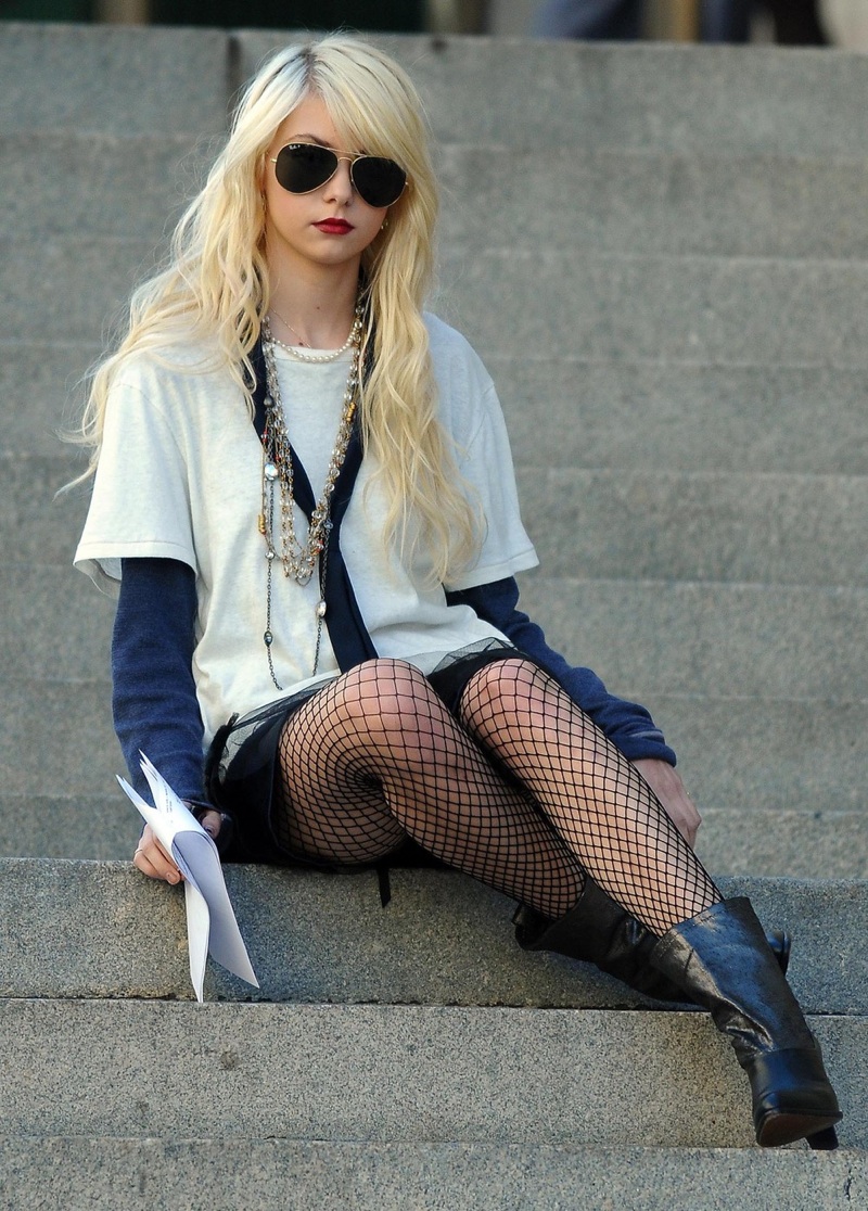 General photo of Taylor Momsen