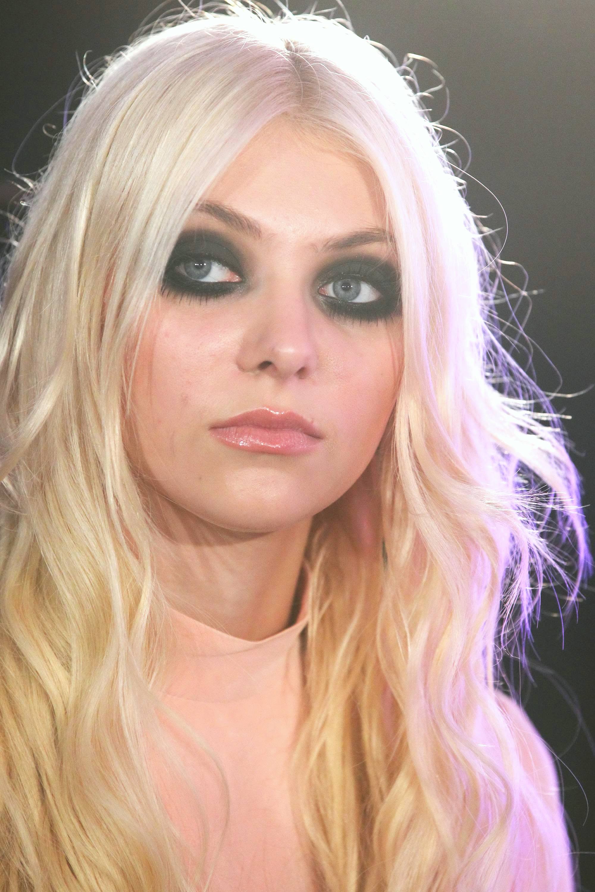 General photo of Taylor Momsen