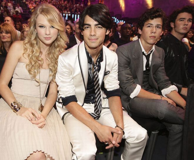 Taylor Swift in 2008 MTV Video Music Awards