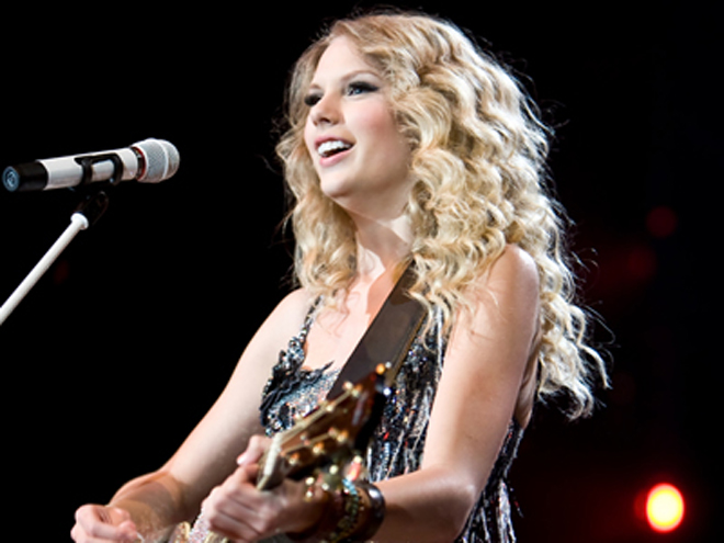 Taylor Swift in Fearless Tour