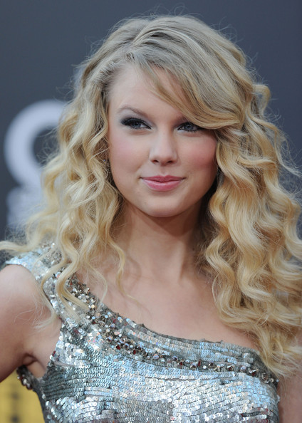Taylor Swift in 2008 American Music Awards