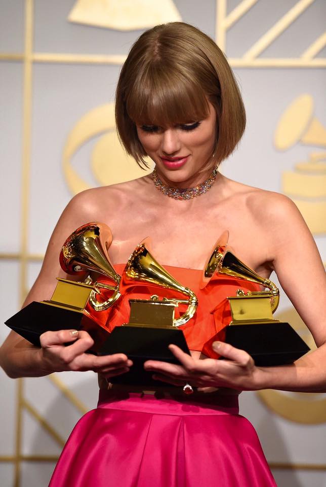 Taylor Swift in Grammy Awards 2016