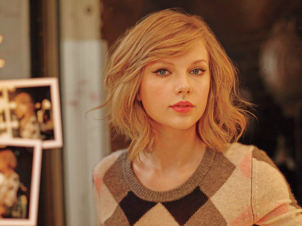 General photo of Taylor Swift