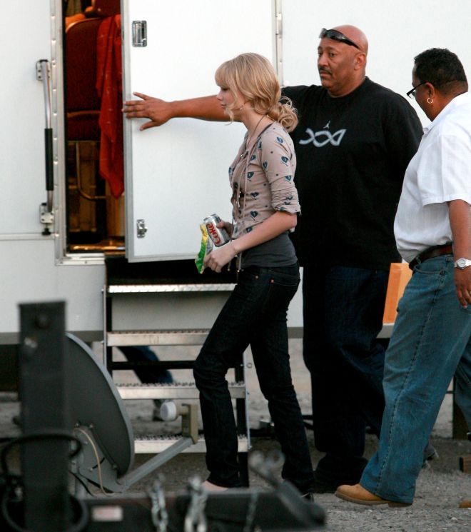 Taylor Swift in CSI, episode: Turn, Turn, Turn