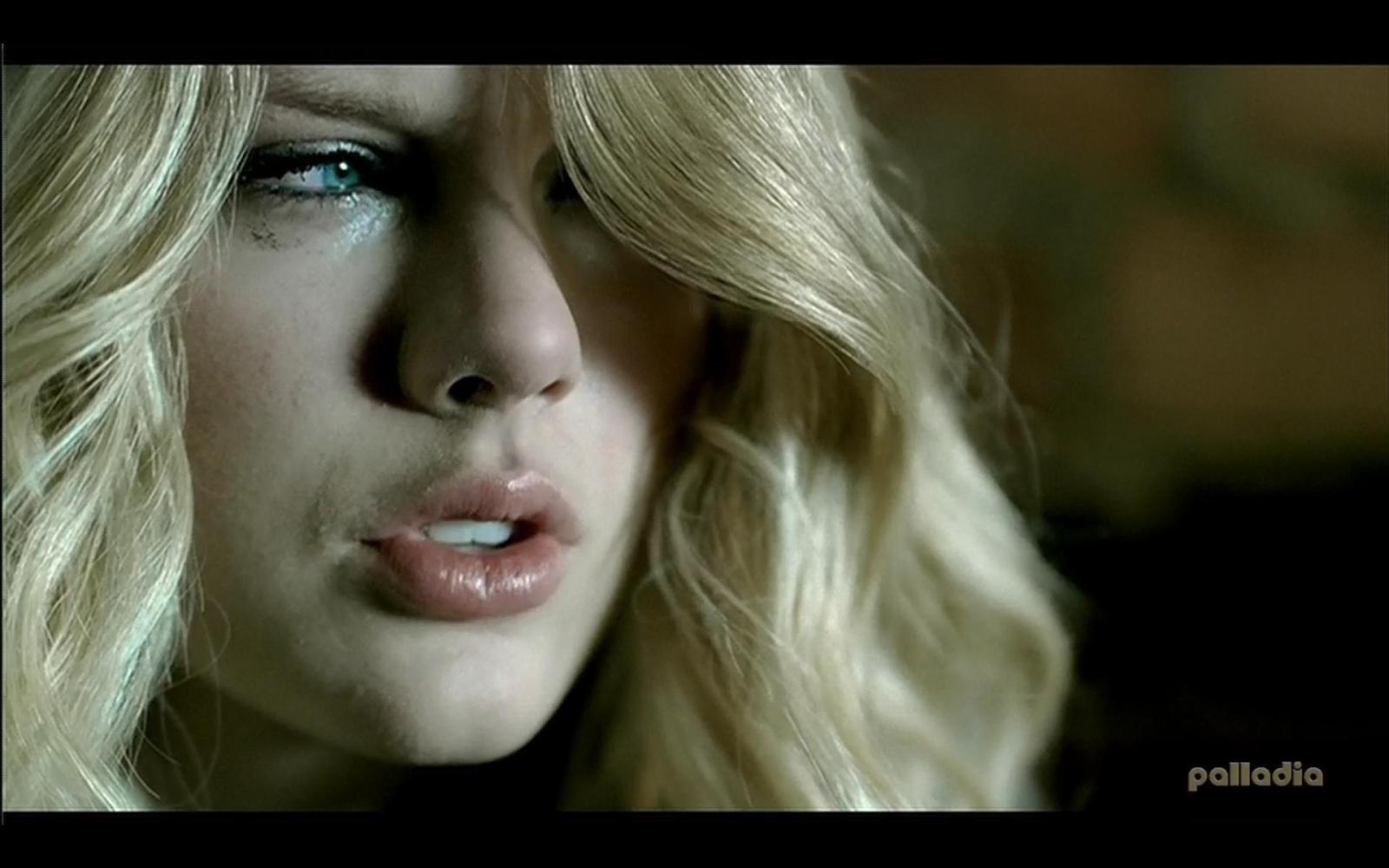 Taylor Swift in Music Video: White Horse