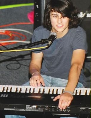 General photo of Teddy Geiger