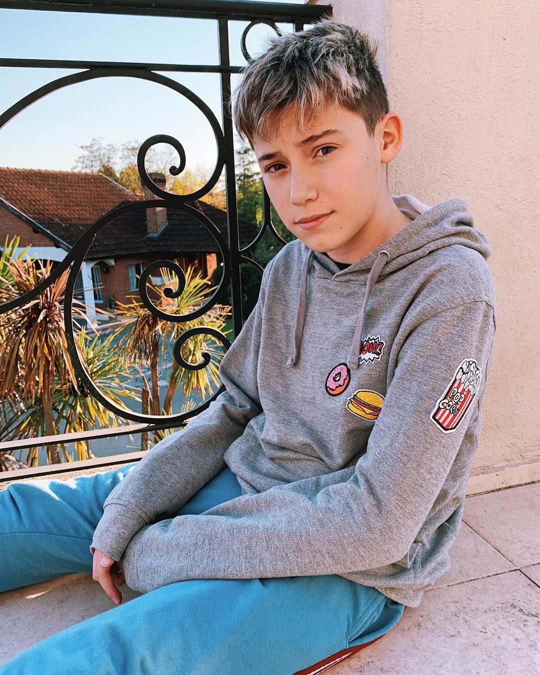 General photo of Teo De Mendonca