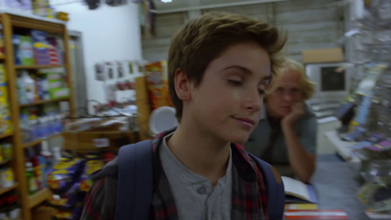 Teo Halm in Earth to Echo