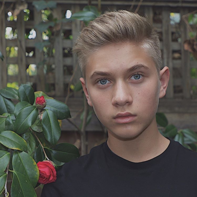 Picture of Thomas Kuc in General Pictures thomaskuc1489215241.jpg