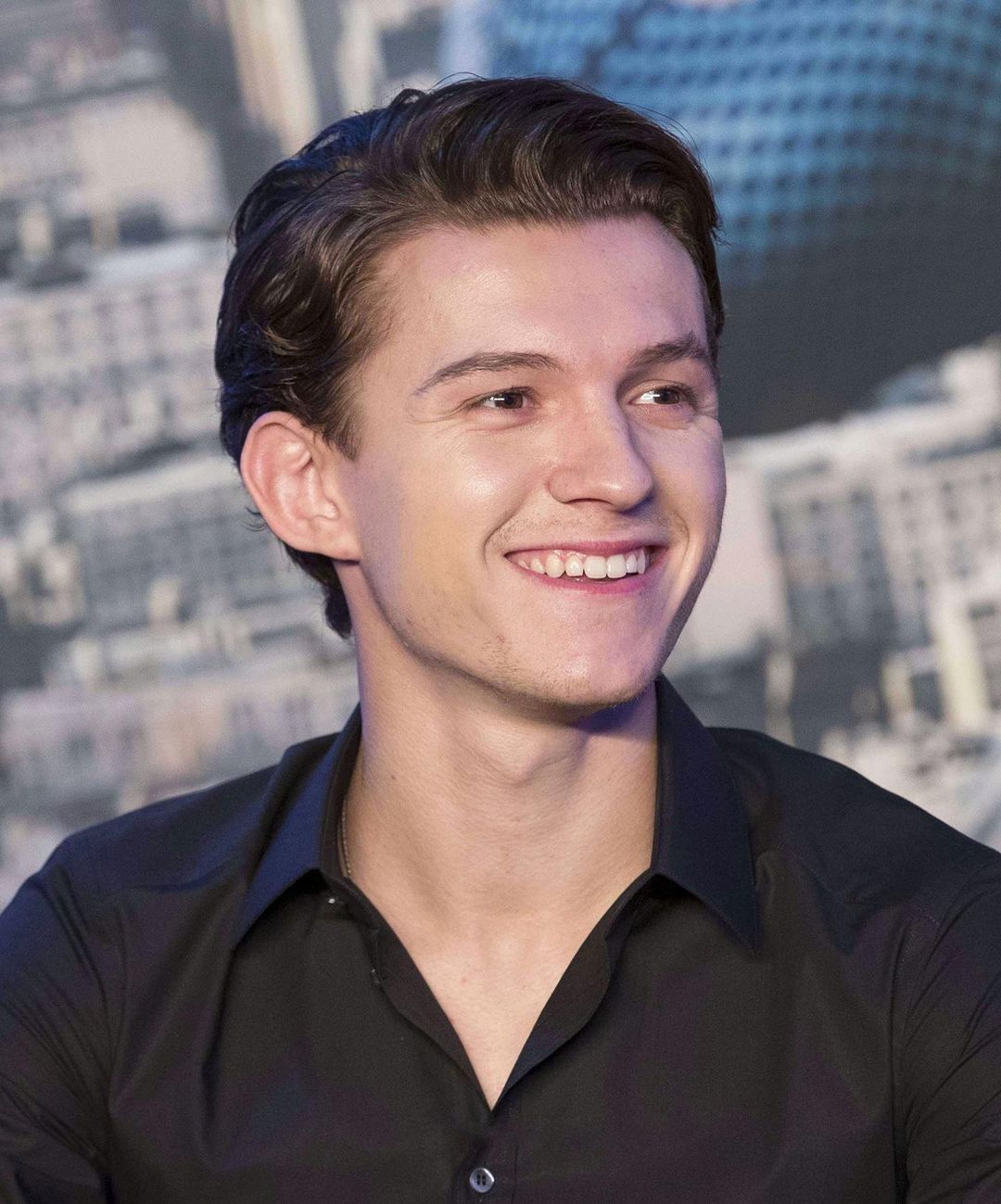 General photo of Tom Holland