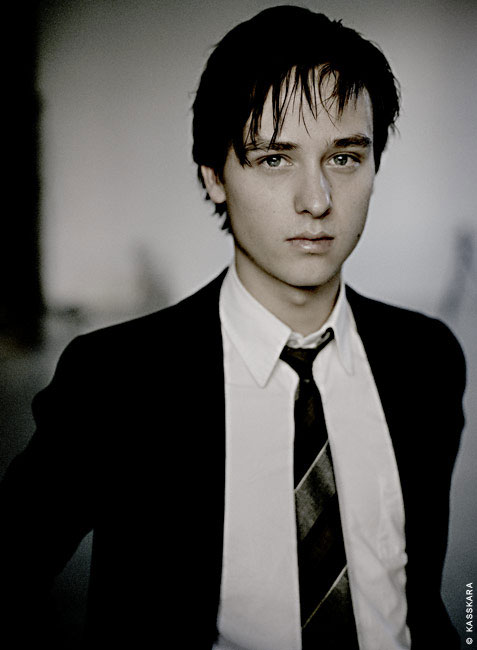 General photo of Tom Schilling