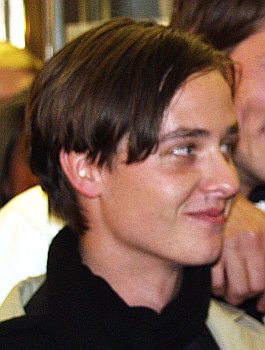 General photo of Tom Schilling