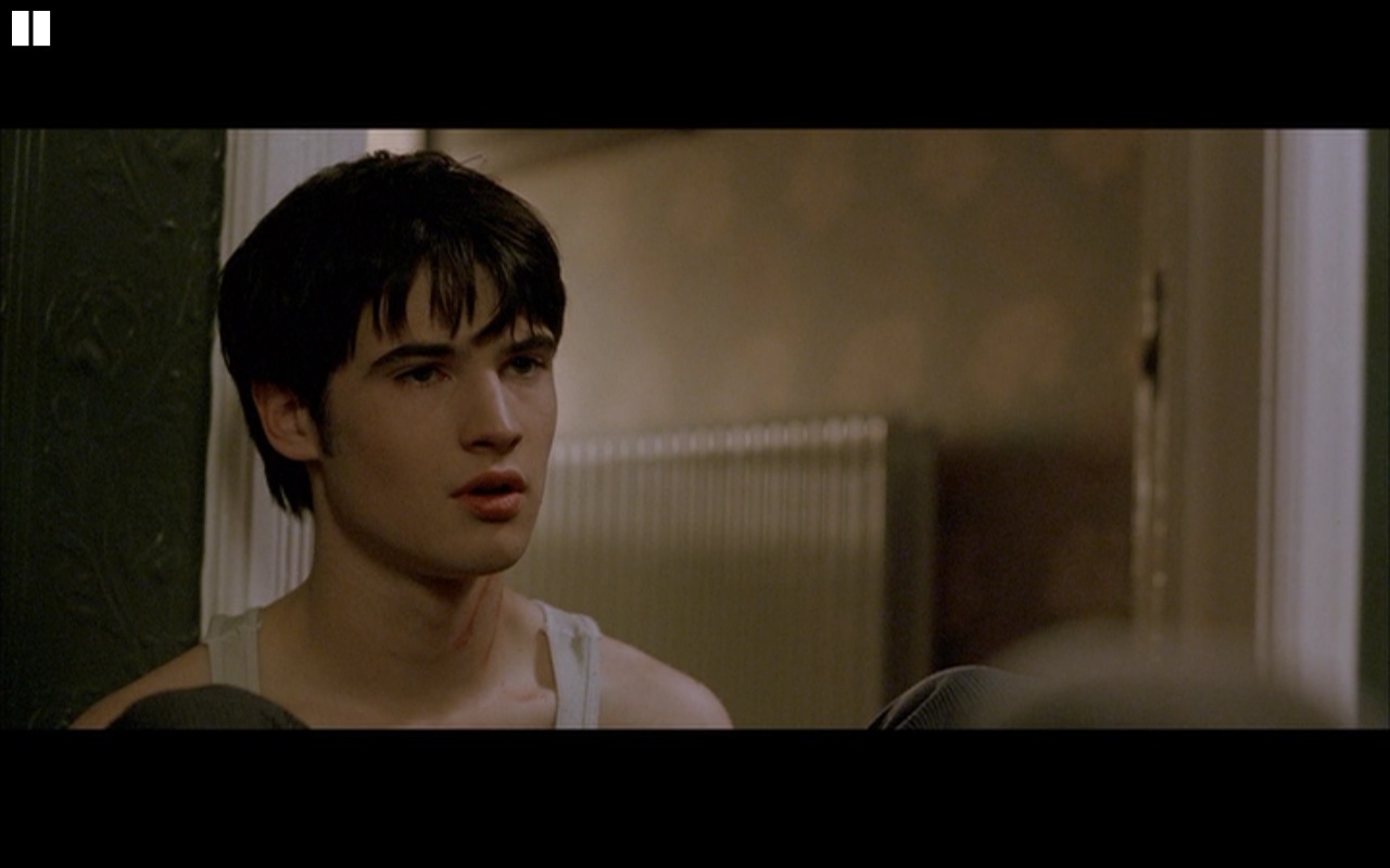 Tom Sturridge in Like Minds