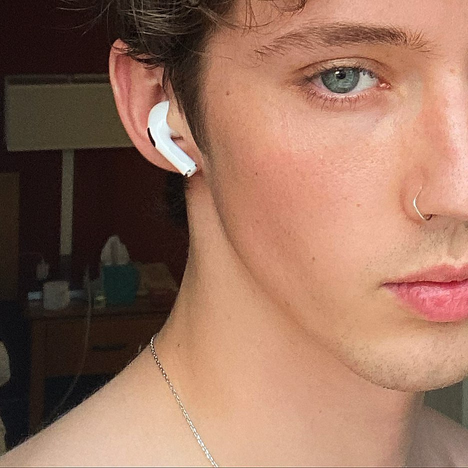 General photo of Troye Sivan