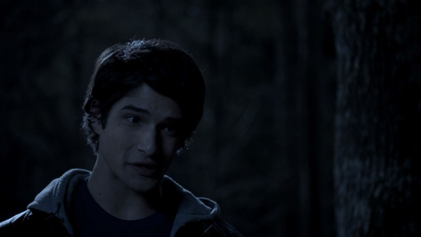 Tyler Posey in Teen Wolf, episode: Code Breaker