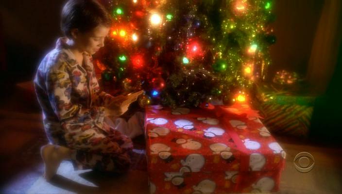 Uriah Shelton in Ghost Whisperer, episode: Holiday Spirit