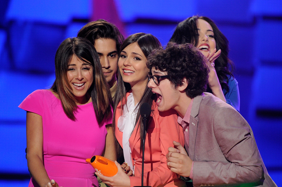 Victoria Justice in Kids' Choice Awards 2012