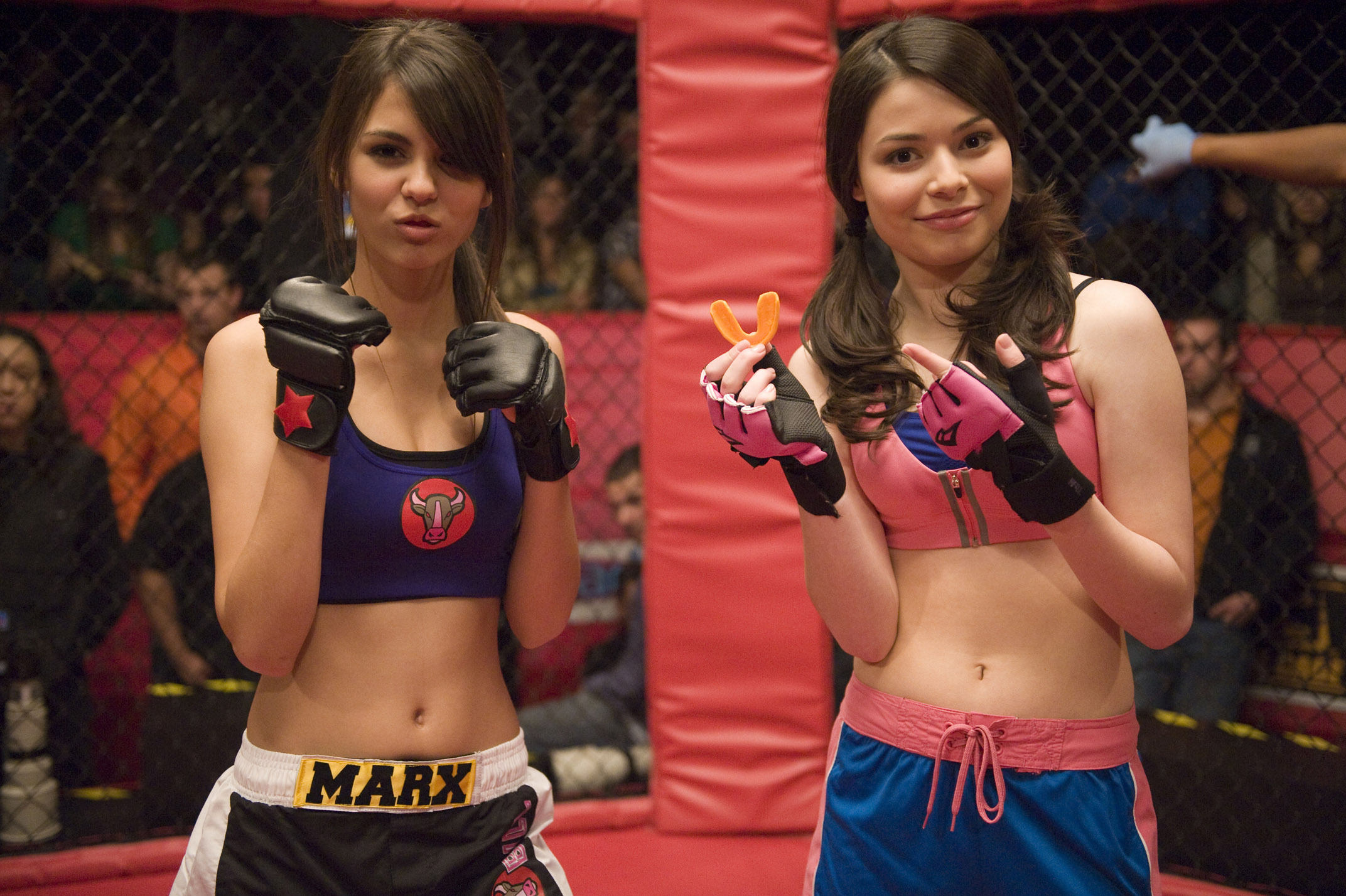 Victoria Justice in iCarly, episode: iFight Shelby Marx