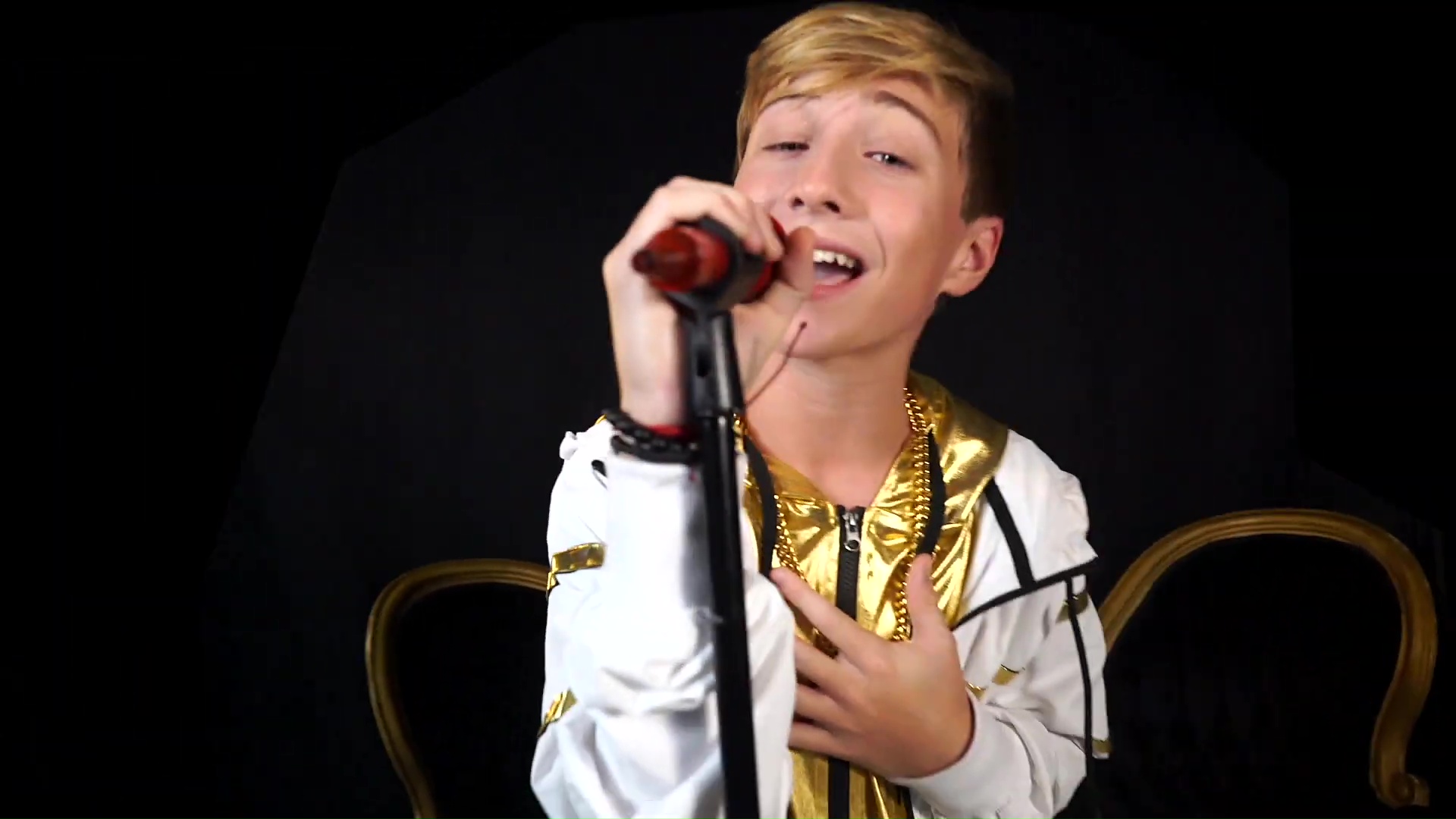 Walker Campbell in Music Video: Goldmine