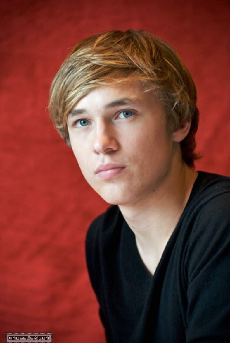 General photo of William Moseley