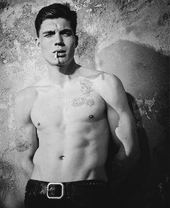 General photo of Zane Holtz