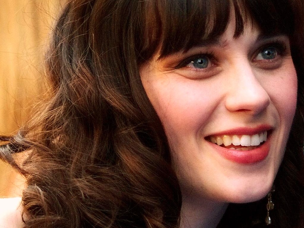 General photo of Zooey Deschanel