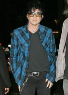 Adam Lambert : adam-lambert-1332796450.jpg