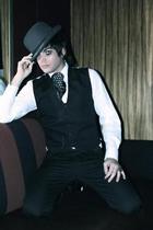 Adam Lambert : adam-lambert-1334426670.jpg