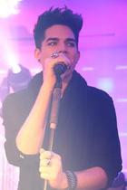 Adam Lambert : adam-lambert-1334593198.jpg