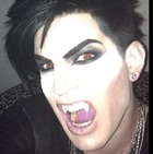 Adam Lambert : adam-lambert-1335203115.jpg