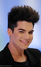 Adam Lambert : adam-lambert-1335510640.jpg