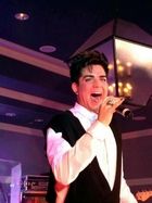 Adam Lambert : adam-lambert-1335807323.jpg