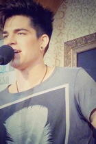 Adam Lambert : adam-lambert-1335807386.jpg