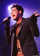 Adam Lambert : adam-lambert-1345932662.jpg