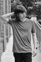 Chandler Riggs : chandler-riggs-1440530464.jpg