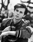 Chandler Riggs : chandler-riggs-1557630902.jpg