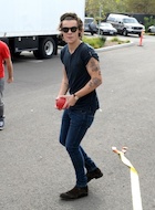 Harry Styles : harry-styles-1487502495.jpg