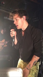 Harry Styles : harry-styles-1495393653.jpg