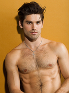 Justin Gaston : JustinGaston_1293334996.jpg