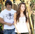 Justin Gaston : TI4U_u1236389571.jpg