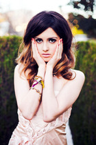 Laura Marano : laura-marano-1398455823.jpg