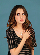 Laura Marano : laura-marano-1446996924.jpg