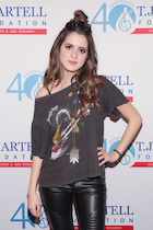 Laura Marano : laura-marano-1450646765.jpg