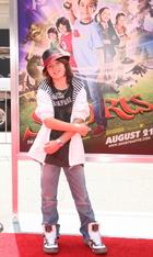 Leo Howard : LeoHoward_1288407013.jpg