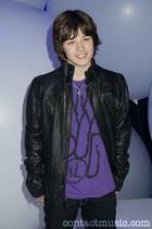 Leo Howard : LeoHoward_1303663347.jpg