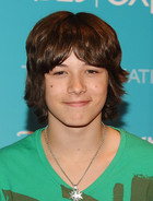 Leo Howard : leo-howard-1314641005.jpg