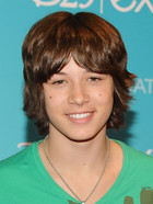 Leo Howard : leo-howard-1314641009.jpg