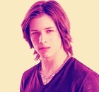 Leo Howard : leo-howard-1362211705.jpg