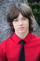 Leo Howard : leo-howard-1362211711.jpg