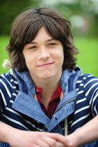 Leo Howard : leo-howard-1362213190.jpg